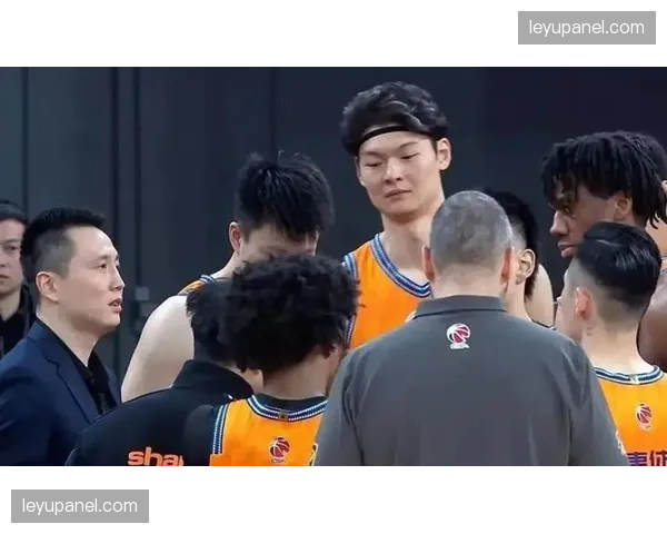 技术统计：半场未到，比赛已因双方高强度防守累计出现20次犯规。